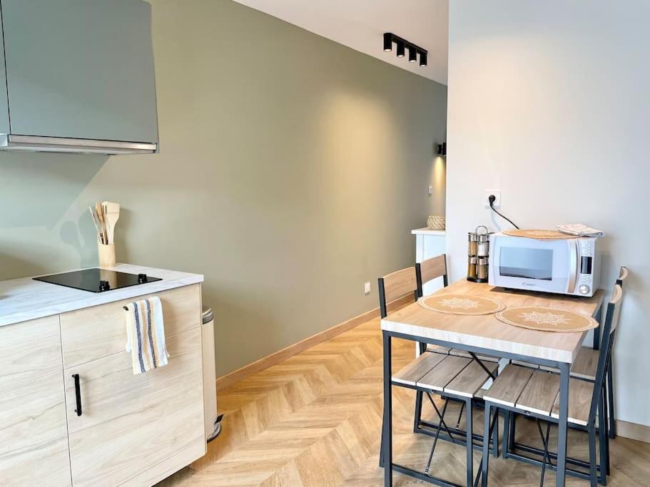 Apartament Le Flachet - Climatisation - Wifi Villeurbanne Zewnętrze zdjęcie